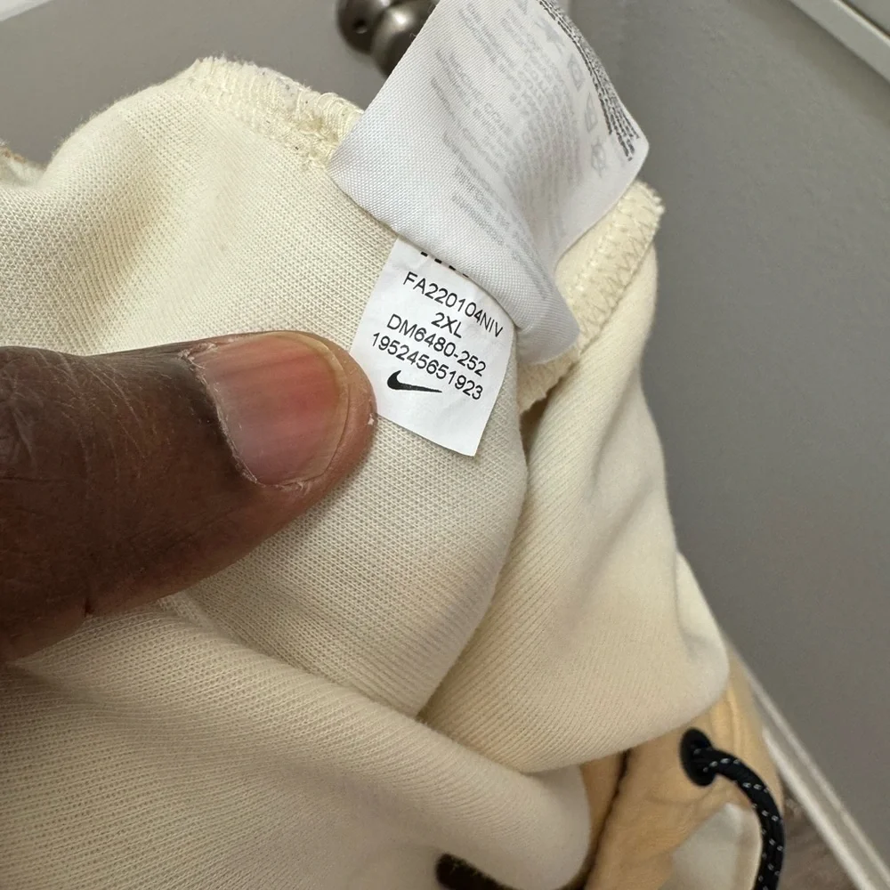 Nike Sportswear Tech Fleece Joggers Cream Light Bone - Picture 10 of 14